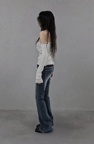 WHITE RIVET STITCH LOW BOOTCUT DENIM JEANS White rivet stitch low slim bootcut denim pants