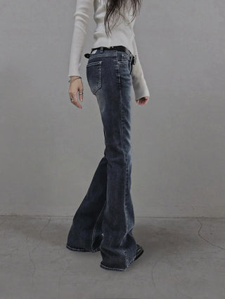 WHITE RIVET STITCH LOW BOOTCUT DENIM JEANS White rivet stitch low slim bootcut denim pants