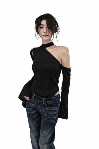WAVY WAVE V-CUT ONE-OFF SHOULDER CUT-OUT BLOUSE TOP