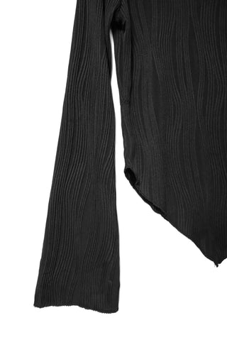 WAVY WAVE V-CUT ONE-OFF SHOULDER CUT-OUT BLOUSE TOP
