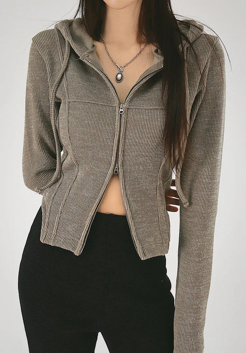 Jessie Line Cut Slit Two-Way Golji Hooded Zip-Up