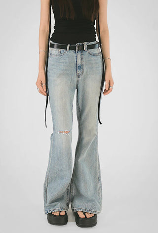 Square neck half-neck top with side shirring straps and built-in cap