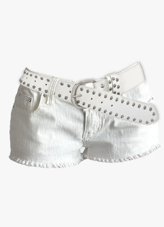 Basic cutting white denim shorts
