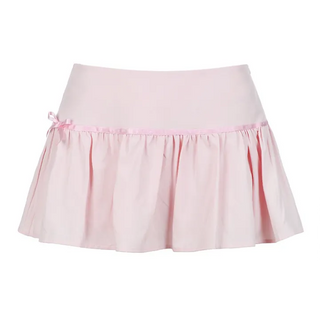 Pudding Skirt   A fondant skirt finished with a mini ribbon