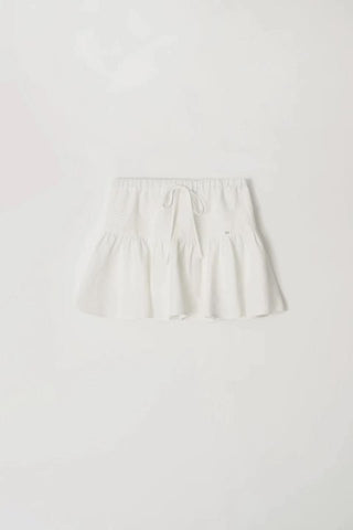 Lace-up short white skirt