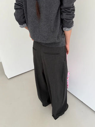 classic two tuck slacks