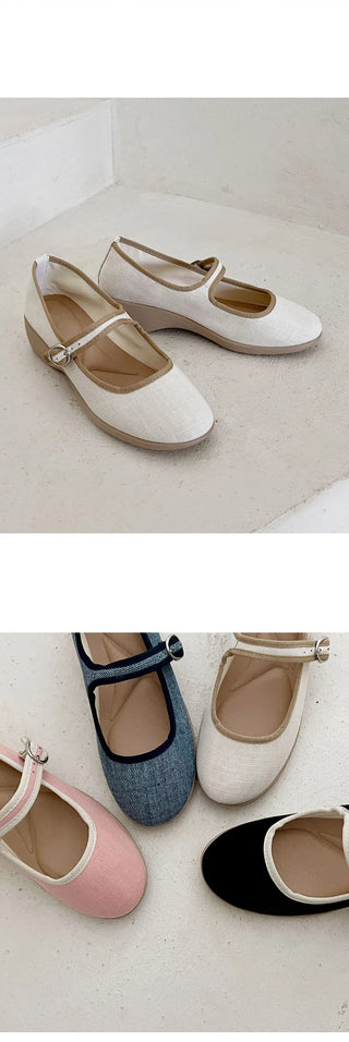 Endro Mary Jane Platform Pumps 4cm