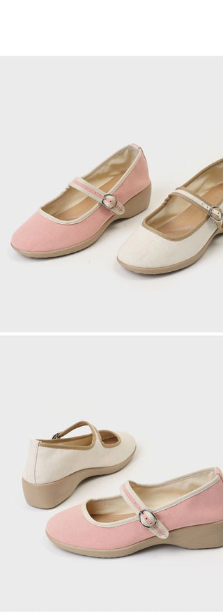 Endro Mary Jane Platform Pumps 4cm