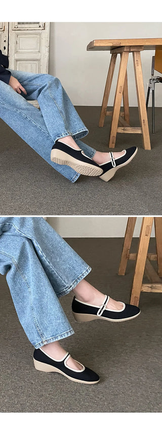 Endro Mary Jane Platform Pumps 4cm