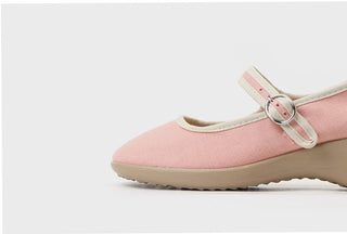 Endro Mary Jane Platform Pumps 4cm