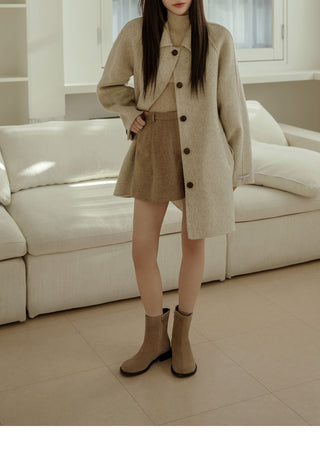 Button round-toe flats short boots 3cm