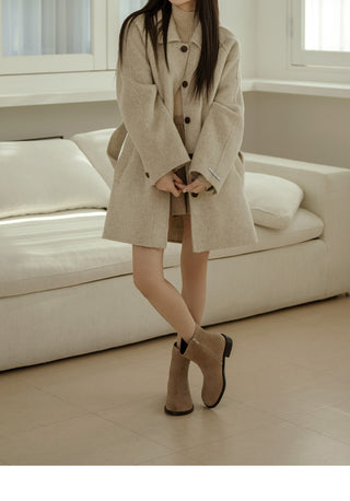 Button round-toe flats short boots 3cm