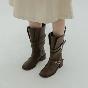 Looking belt buckle flat boots 4cm
