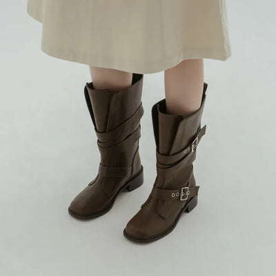 Looking belt buckle flat boots 4cm