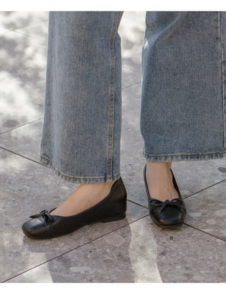 Brenton Square Ribbon Flat Shoes 1cm