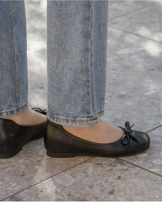 Brenton Square Ribbon Flat Shoes 1cm