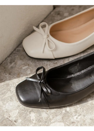 Brenton Square Ribbon Flat Shoes 1cm