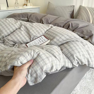 Cozy Pink Plaid Bedding Set