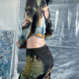 Skin transmittance long -sleeved top + long skirt suit
