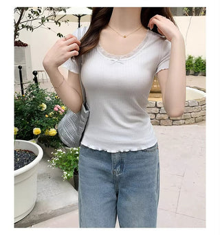 u-neck lace edge short-sleeved base top