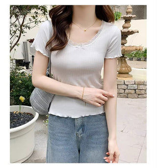 u-neck lace edge short-sleeved base top