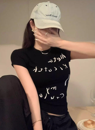 Tight Girl Letter Printed Short-sleeved Top
