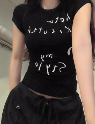 Tight Girl Letter Printed Short-sleeved Top