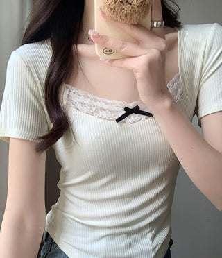 V-neck short-sleeved T-shirt