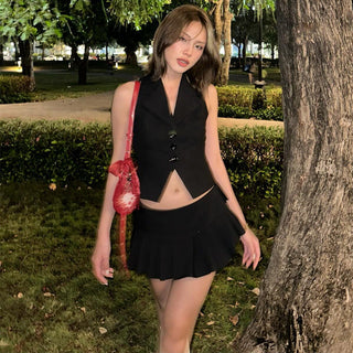 Lapel Neck Small Vest Fit + Pleated Skirt suit