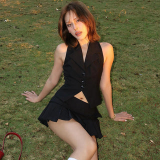 Lapel Neck Small Vest Fit + Pleated Skirt suit