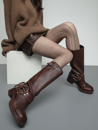 Asymmetric fishnet stockings
