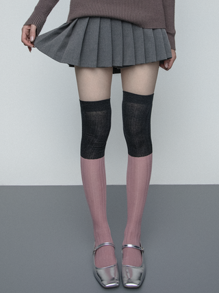 Contrast knee socks