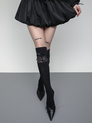 Bow knee socks