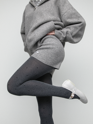 Smoky dot pantyhose