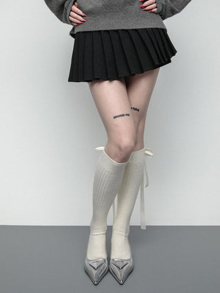 Satin bow socks