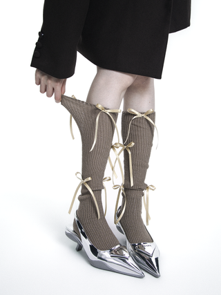Silk bow socks