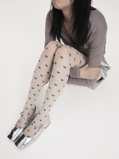 Bow dot stockings