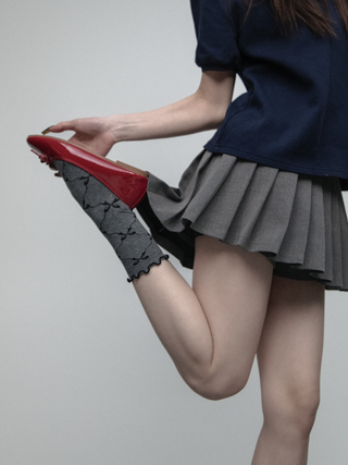Bow wave socks