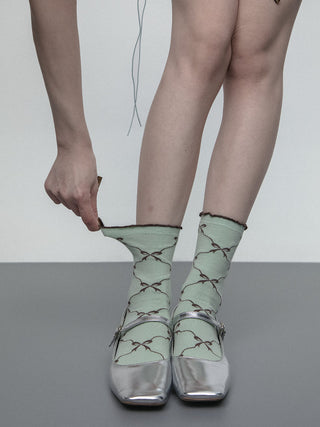 Bow wave socks
