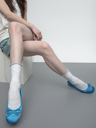 Bow wave socks