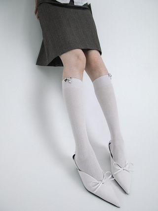 Electroplated silver bow knee-length sockss