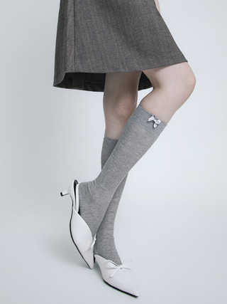 Electroplated silver bow knee-length sockss