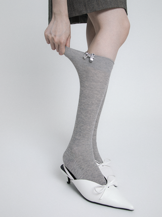 Electroplated silver bow knee-length sockss