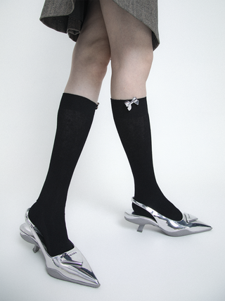 Electroplated silver bow knee-length sockss