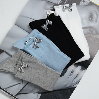 Electroplated silver bow knee-length sockss