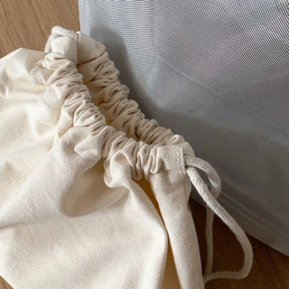 Mesh shoulder bag