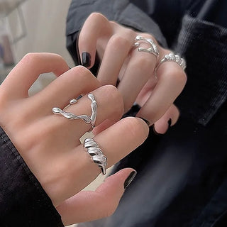 Twist Unique Ring