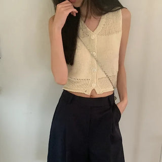 Summer knit sleeveless vest