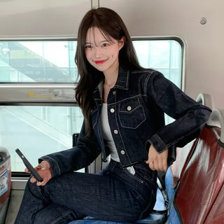 Cropped denim jacket