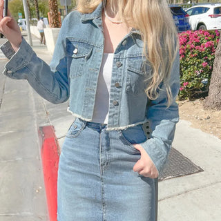 Cropped denim jacket (2 colors)